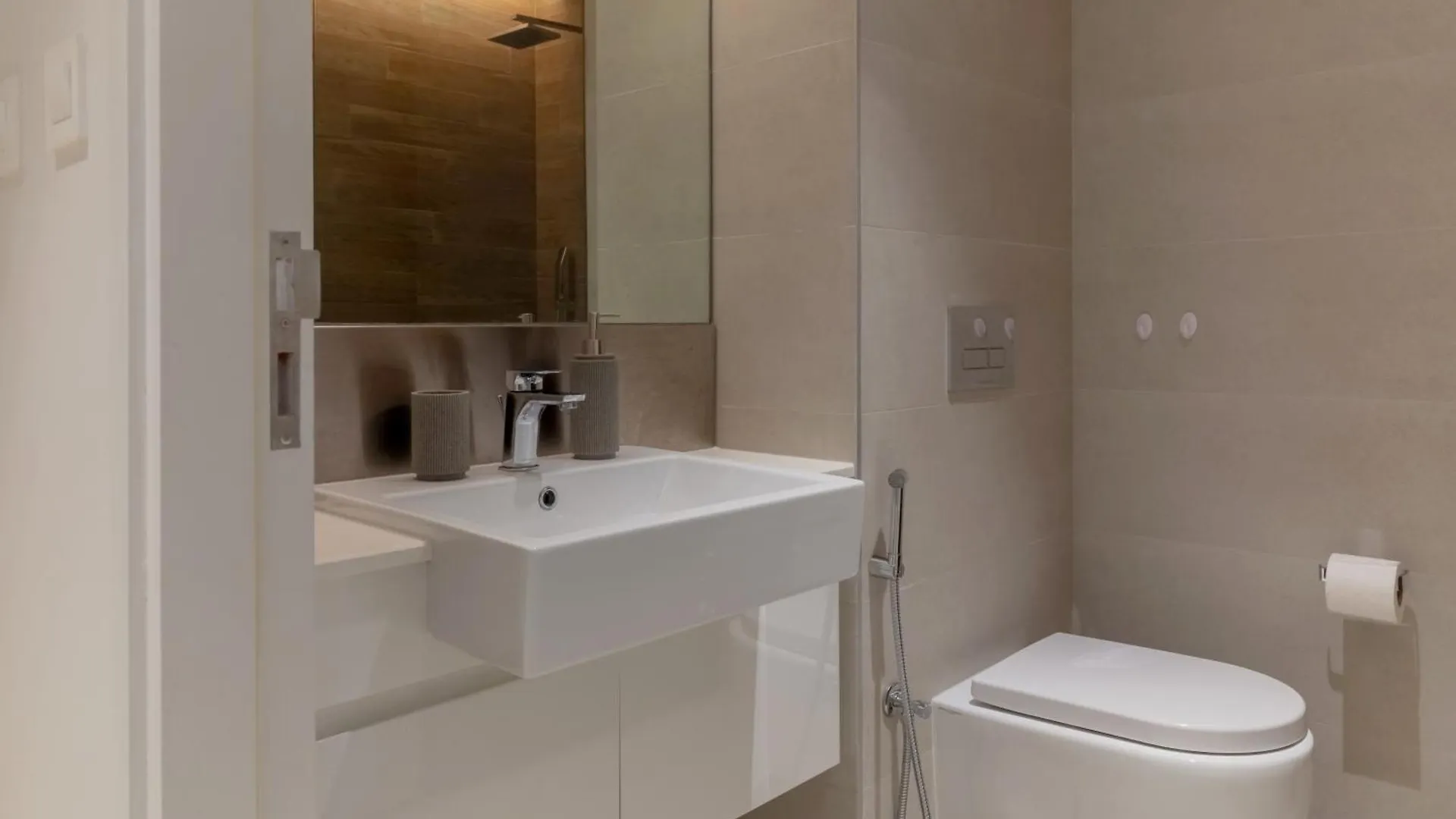 2Bdr Apartment In Bluewaters Luxury Area Dubai